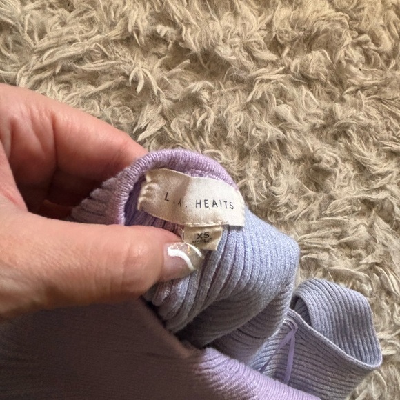 Two-Tone Ribbed Halter Top - Picture 3 of 3